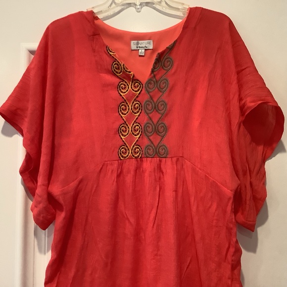 Signature by Robbie Bee Pink Shift Dress Size Large Embroidered and Lined - Picture 2 of 13